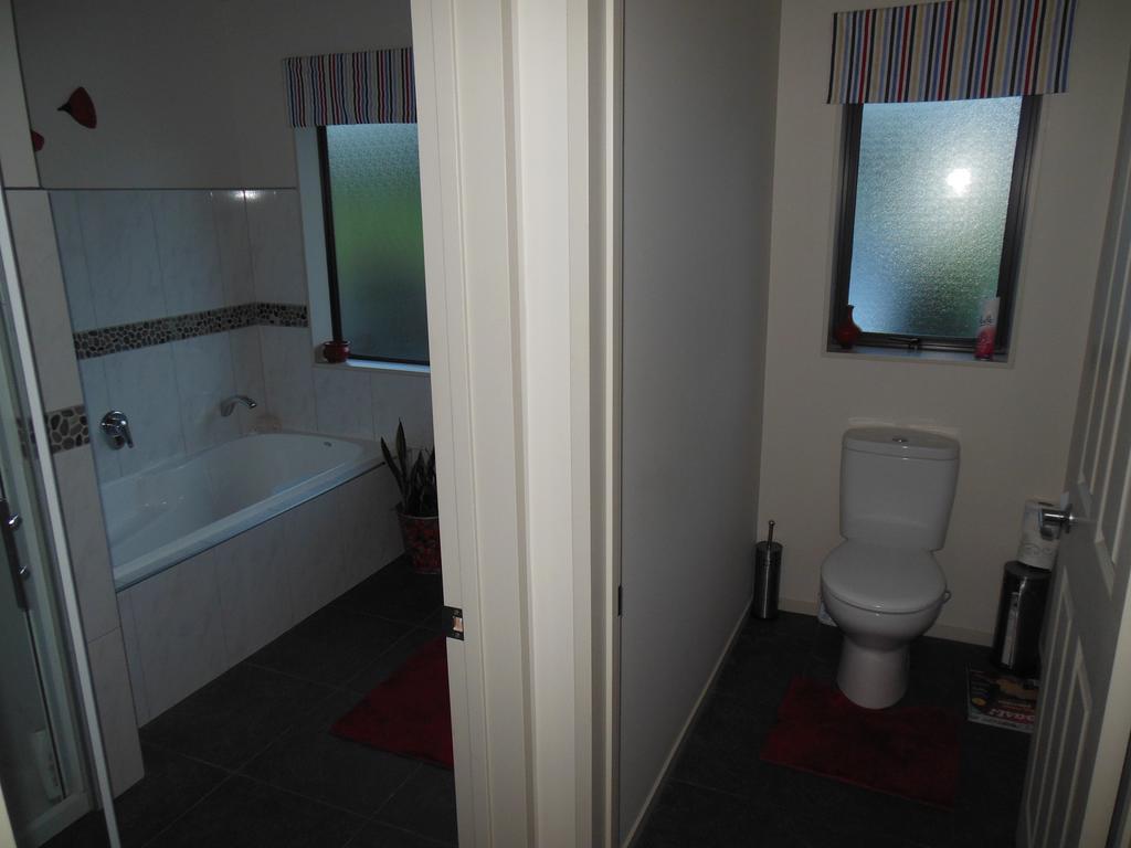 Silverdale Garden Stay Bed & Breakfast 3*