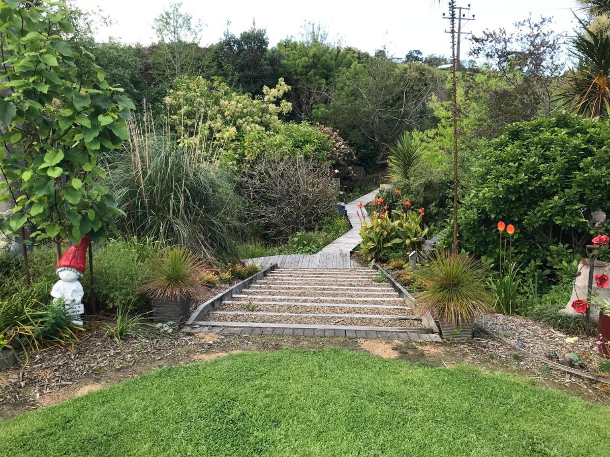 Bed & Breakfast Silverdale Garden Stay 3*